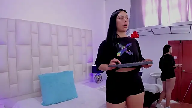 Ariana rouse online show from 03/13/25, 07:06