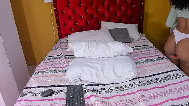 alice evanst online show from 03/06/25, 07:14