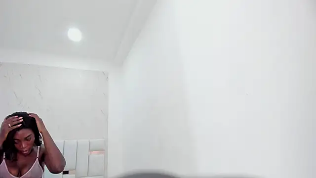 Snapshot of Dakkota_Fox chatting on 03/19/25, 11:25 Dakkota Fox online show from 03/19/25, 11:25