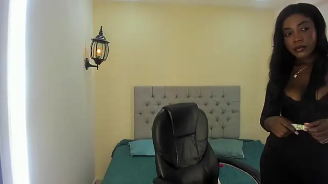 Snapshot of Dakkota_Fox chatting on 10/05/25, 08:40 Dakkota Fox online show from 10/05/25, 08:40