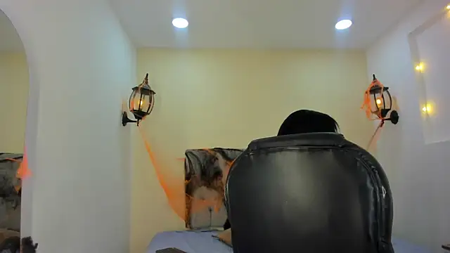 Snapshot of Dakkota_Fox chatting on 10/23/25, 09:24 Dakkota Fox online show from 10/23/25, 09:24