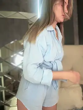 Snapshot of ur_wet_dreams chatting on 01/27/25, 06:41 ur wet dreams online show from 01/27/25, 06:41