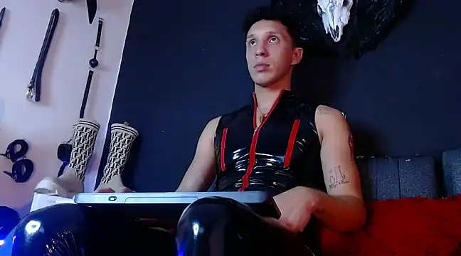 AngeloColleen online show from 02/11/25, 08:31