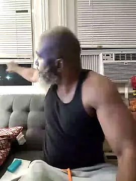 shavez5888 online show from 02/01/25, 12:51