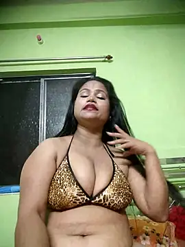 Snapshot of hornysania123 chatting on 03/07/25, 09:38 hornysania123 online show from 03/07/25, 09:38