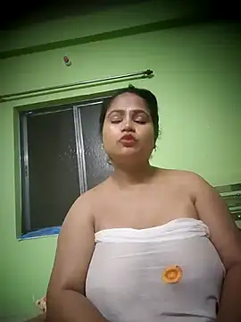 Snapshot of hornysania123 chatting on 03/12/25, 09:13 hornysania123 online show from 03/12/25, 09:13