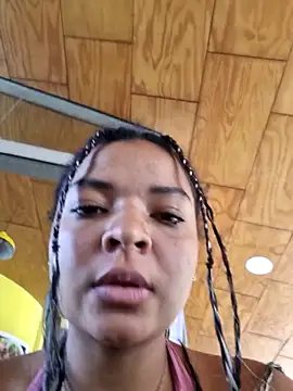 SamanthaMilann online show from 04/01/26, 06:49