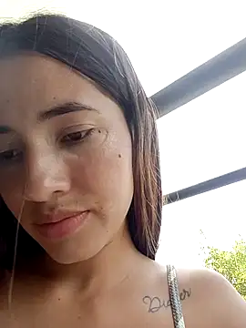 Snapshot of -Nicol chatting on 02/21/25, 04:48 -Nicol online show from 02/21/25, 04:48