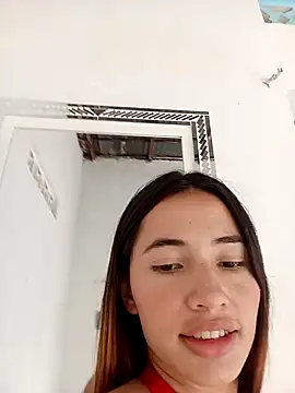 Snapshot of -Nicol chatting on 03/18/25, 01:42 -Nicol online show from 03/18/25, 01:42