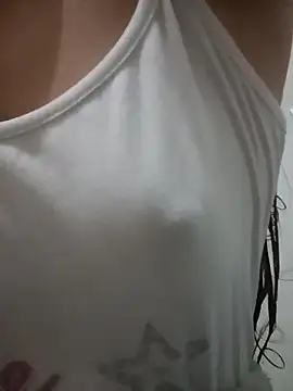 Snapshot of -Nicol chatting on 10/18/25, 10:05 -Nicol online show from 10/18/25, 10:05