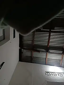 Snapshot of -Nicol chatting on 10/31/25, 10:05 -Nicol online show from 10/31/25, 10:05