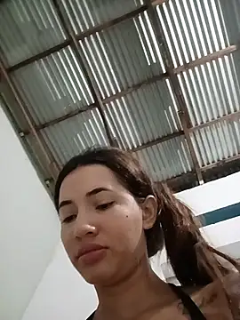 Snapshot of -Nicol chatting on 12/05/25, 10:02 -Nicol online show from 12/05/25, 10:02