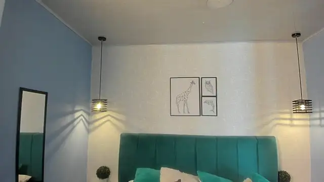 ninna curly online show from 11/10/25, 08:41