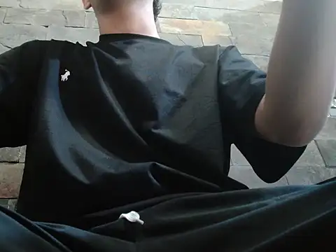 Snapshot of Santiago-Thompson chatting on 11/02/25, 01:46 Santiago-Thompson online show from 11/02/25, 01:46