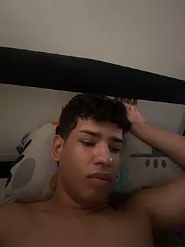 Snapshot of Santiago-Thompson chatting on 11/14/25, 07:23 Santiago-Thompson online show from 11/14/25, 07:23