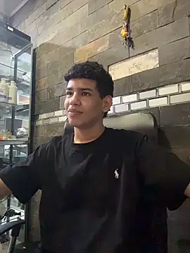 Snapshot of Santiago-Thompson chatting on 11/27/25, 09:06 Santiago-Thompson online show from 11/27/25, 09:06