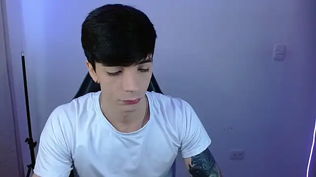 H3ll B0I online show from 02/16/26, 03:52