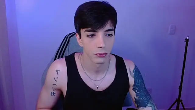 H3ll B0I online show from 03/08/26, 11:41