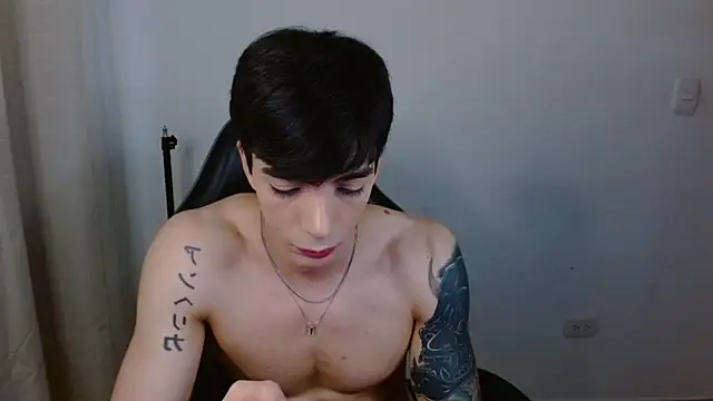 H3ll B0I online show from 03/17/26, 08:34