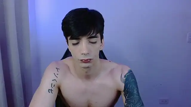 H3ll B0I online show from 03/21/26, 03:33