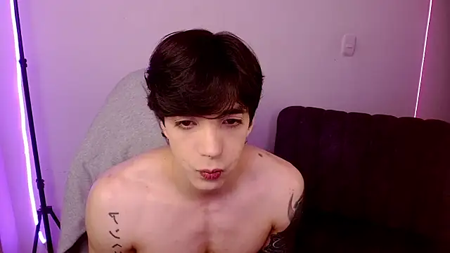 H3ll B0I online show from 06/04/26, 05:13