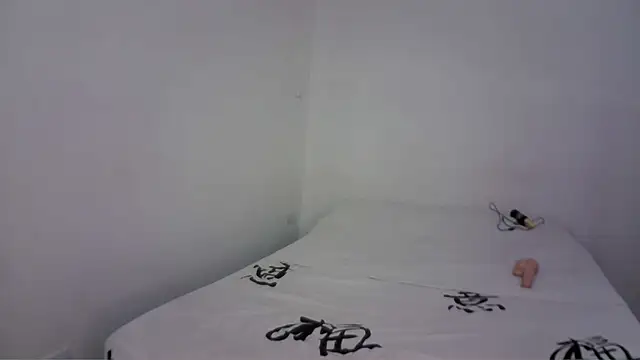 Alaiapink online show from 02/05/25, 02:26