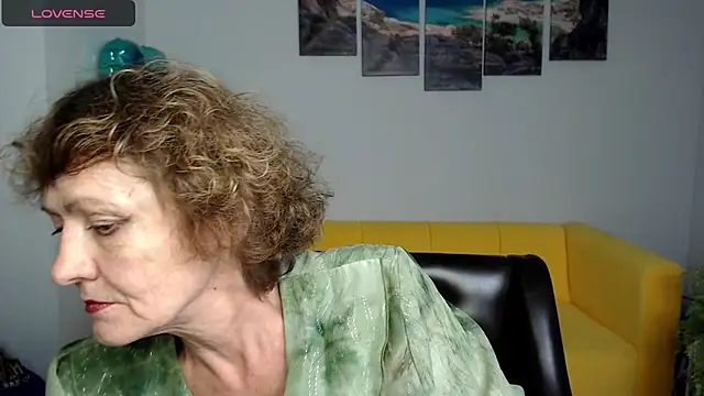 SexyGrandma  online show from 02/28/25, 03:37