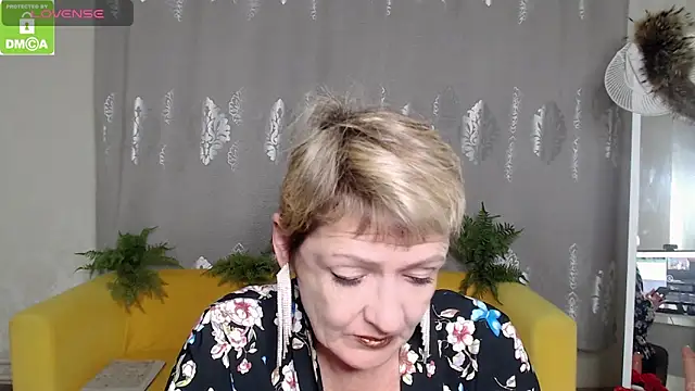 SexyGrandma  online show from 11/21/25, 05:44