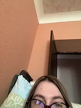 DearAlise online show from 03/15/26, 10:21