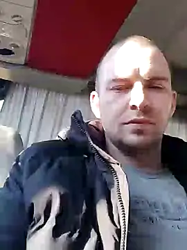 Milankure111 online show from 02/10/25, 01:11