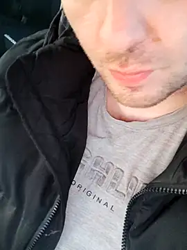 Milankure111 online show from 02/10/25, 04:14