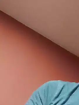 Milankure111 online show from 02/12/25, 12:01