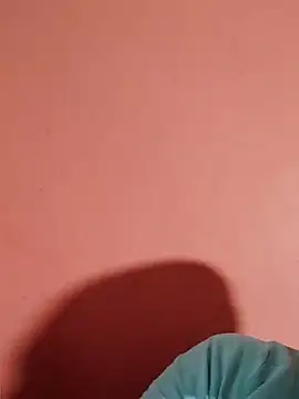 Milankure111 online show from 02/18/25, 06:48