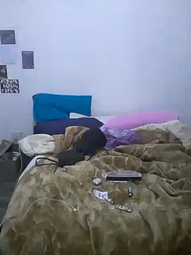 diablok1705 online show from 10/05/25, 11:02