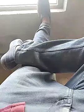 xmanrawan2 online show from 02/05/25, 08:21