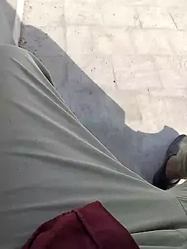 xmanrawan2 online show from 02/17/25, 10:40