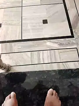 xmanrawan2 online show from 02/20/25, 04:39