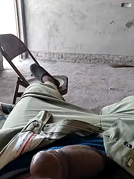 xmanrawan2 online show from 03/18/25, 09:20