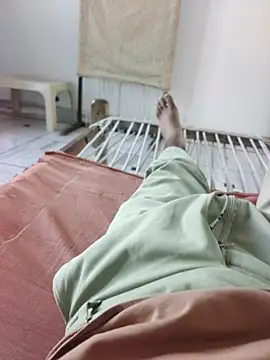 xmanrawan2 online show from 10/05/25, 04:00