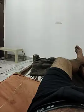 xmanrawan2 online show from 10/31/25, 03:24