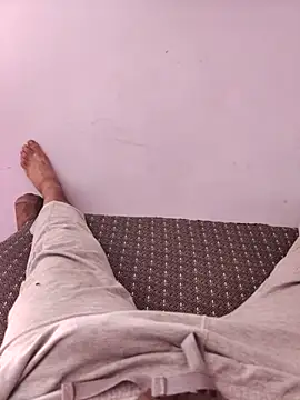 xmanrawan2 online show from 03/01/26, 07:43