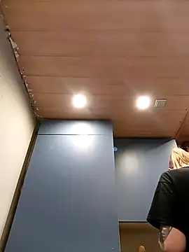 Snapshot of Astrid-Gilbert chatting on 02/15/25, 04:34 Astrid-Gilbert online show from 02/15/25, 04:34