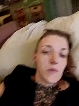 Snapshot of Astrid-Gilbert chatting on 02/19/25, 08:31 Astrid-Gilbert online show from 02/19/25, 08:31