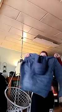 Astrid-Gilbert online show from 02/20/25, 10:59