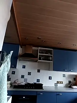 Astrid-Gilbert online show from 03/07/25, 07:19