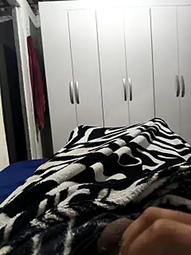 Vandre1235 online show from 10/03/25, 01:35