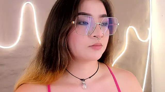 Shanntal  online show from 03/04/26, 07:42