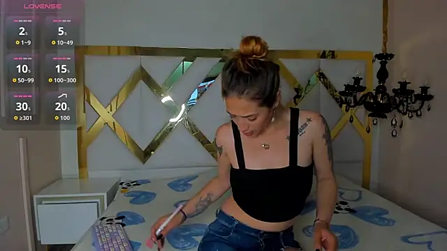 zoe taylorr1 online show from 09/16/25, 04:02