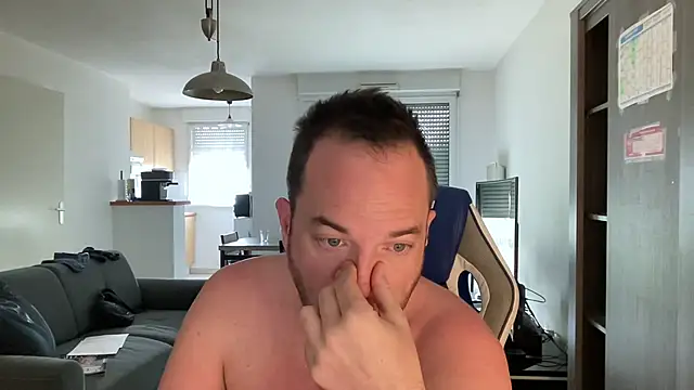 Snapshot of Funnyjul31 chatting on 03/15/25, 09:41 Funnyjul31 online show from 03/15/25, 09:41