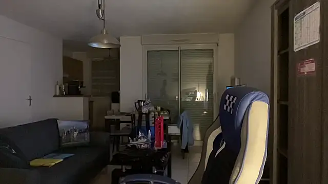 Snapshot of Funnyjul31 chatting on 03/15/25, 07:48 Funnyjul31 online show from 03/15/25, 07:48